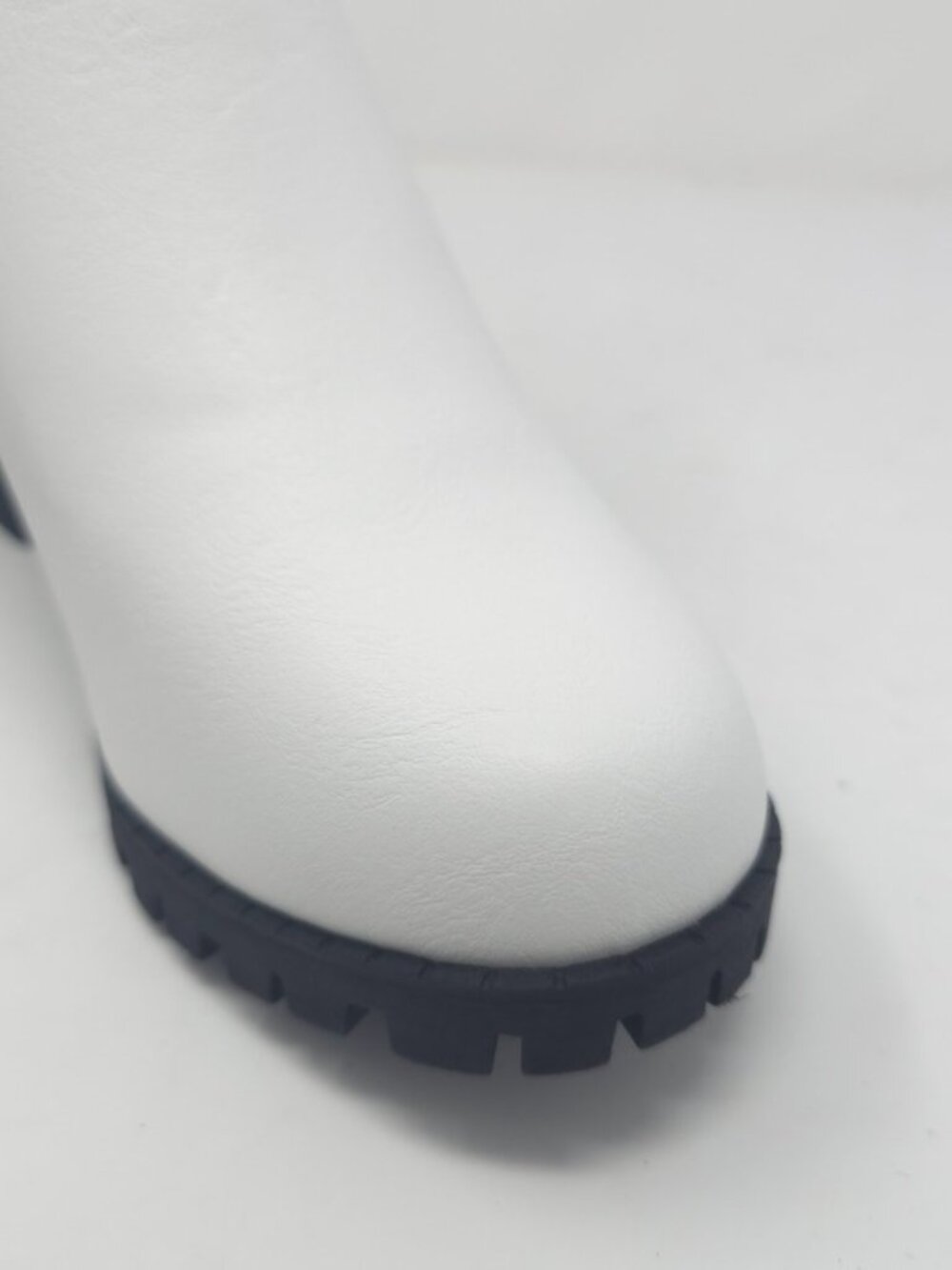 White Chunky Heel Ankle Boots Chelsea Style Platform Minimalist Trendy - Picture 6 of 10
